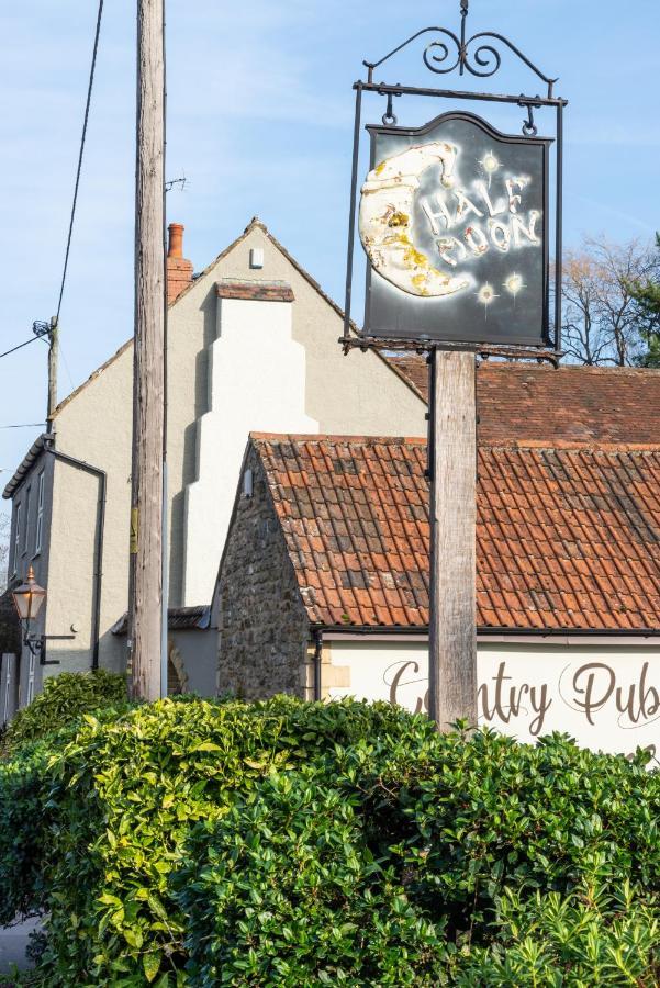 The Half Moon Inn And Country Lodge Yeovil Exterior foto